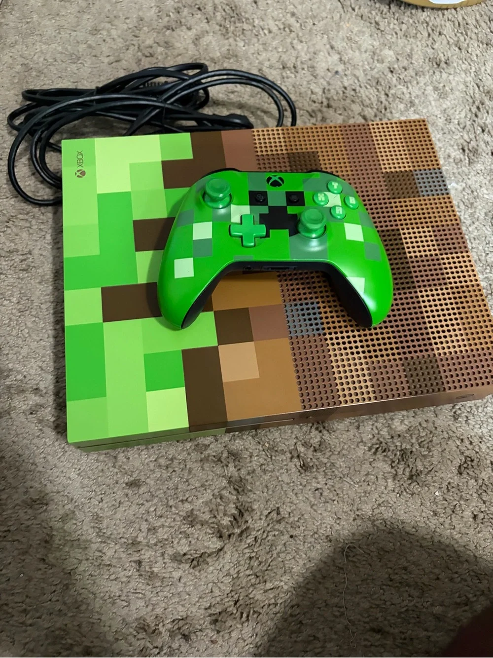 Xbox One S Minecraft Edition Wireless Controller Bundle
